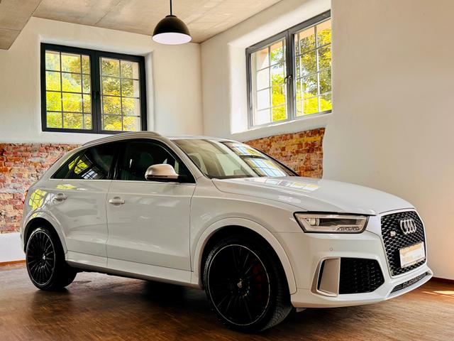 Audi RS Q3 2.5 TFSI quattro Pano Keyless BOSE Kamera 