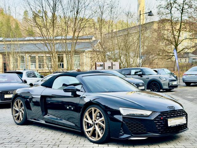 Audi R8 Spyder 5.2 FSI RWD S-tronic MMI Navi Kamera 