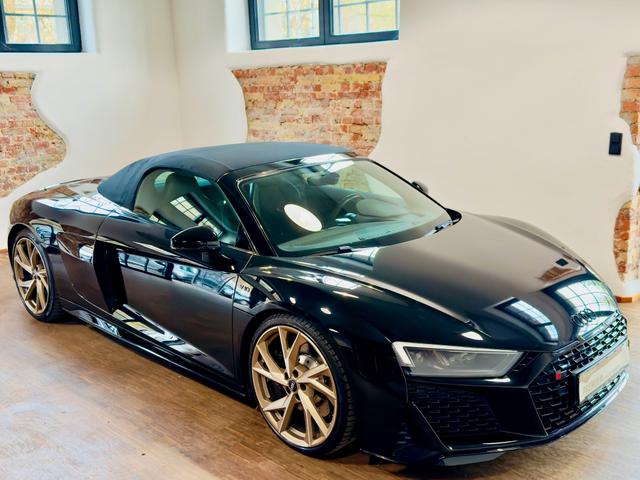 Audi R8 Spyder 5.2 FSI RWD S-tronic MMI Navi Kamera 