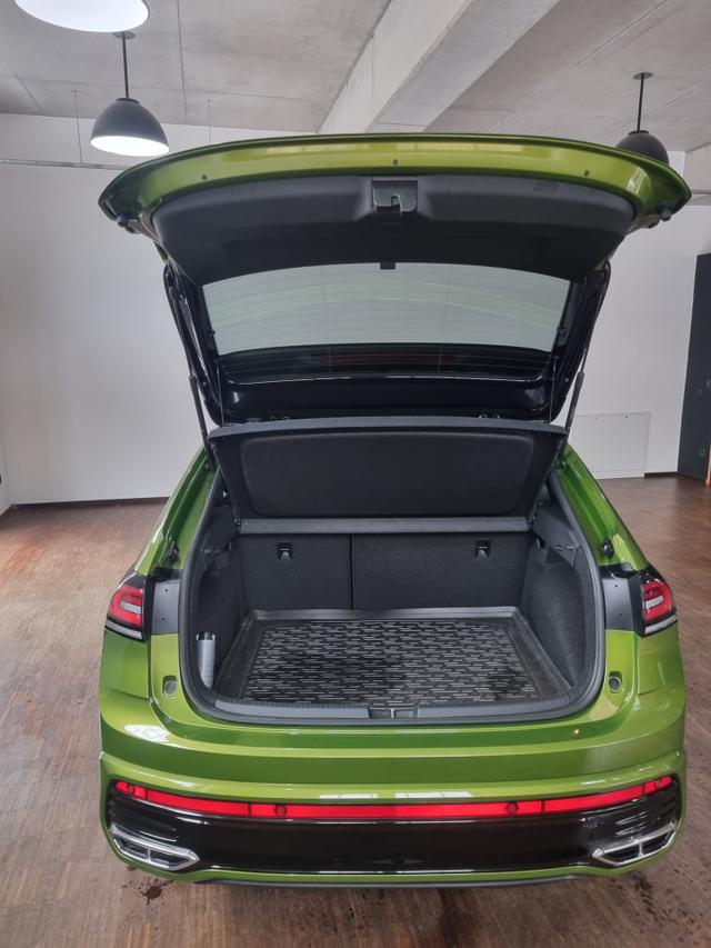 Volkswagen Taigo R-Line 1.5 TSI OPF AHK KAMERA PANO MATRIX 