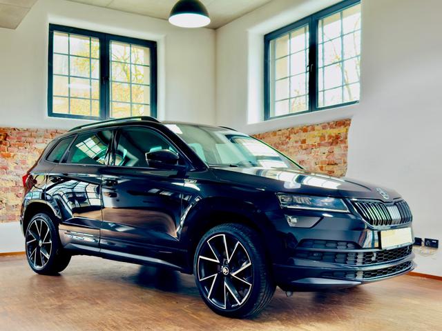 Skoda Karoq Sportline 1.5 TSI DSG LED Kamera AHK Navi 