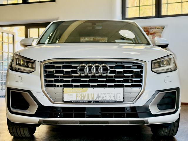 Audi Q2 1.4 TFSI S-tronic Sport LED Kamera MMI Navi 