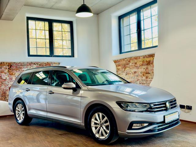 Volkswagen Passat Variant 2.0 TDI DSG Business AHK Navi LED 