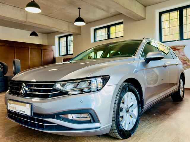 Volkswagen Passat Variant 2.0 TDI DSG Business AHK Navi LED 