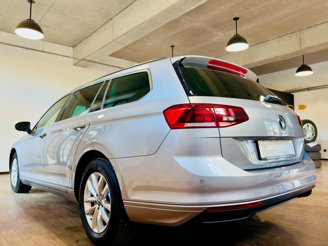 Volkswagen Passat Variant 2.0 TDI DSG Business AHK Navi LED 