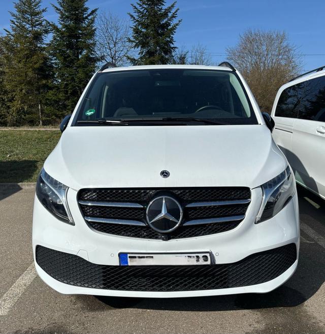 Mercedes-Benz V-Klasse V 300 d 4MATIC extralang AHK LED NAVI KAMERA 