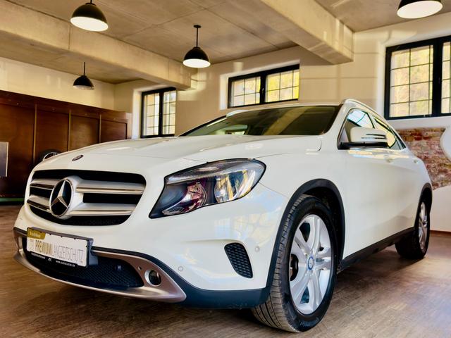 Mercedes-Benz GLA 220 d Urban 4Matic Navi Sport-Fahrwerk GRA 