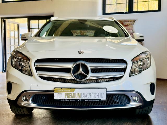 Mercedes-Benz GLA 220 d Urban 4Matic Navi Sport-Fahrwerk GRA 