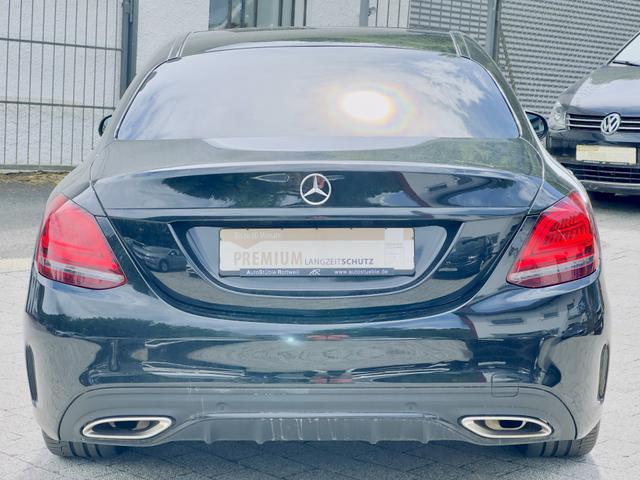 Mercedes-Benz C-Klasse C 300 AMG Line HuD Pano LED Kamera Widescreen 