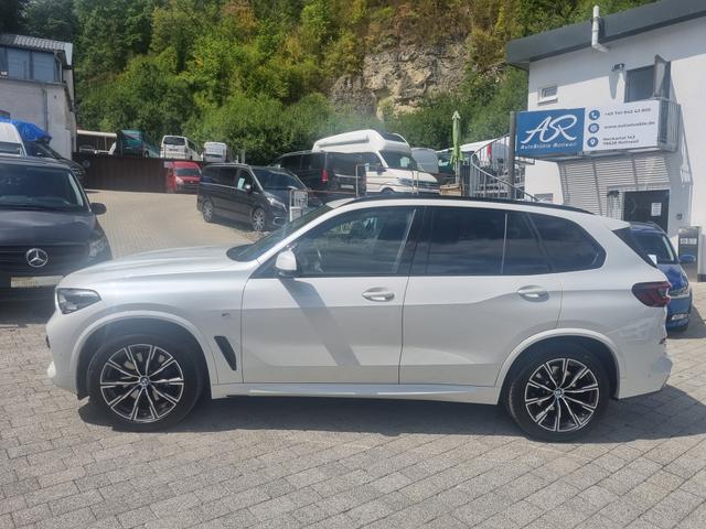 BMW X5 M Sport 30d xDrive AHK PANORAMA STANDHEIZUNG 