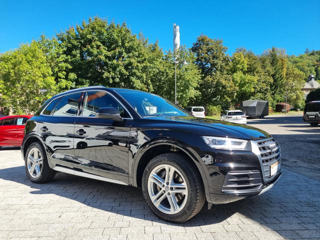 Audi Q5 2.0 TFSI quattro sport AHK PDC VIRTUAL MATRIX 