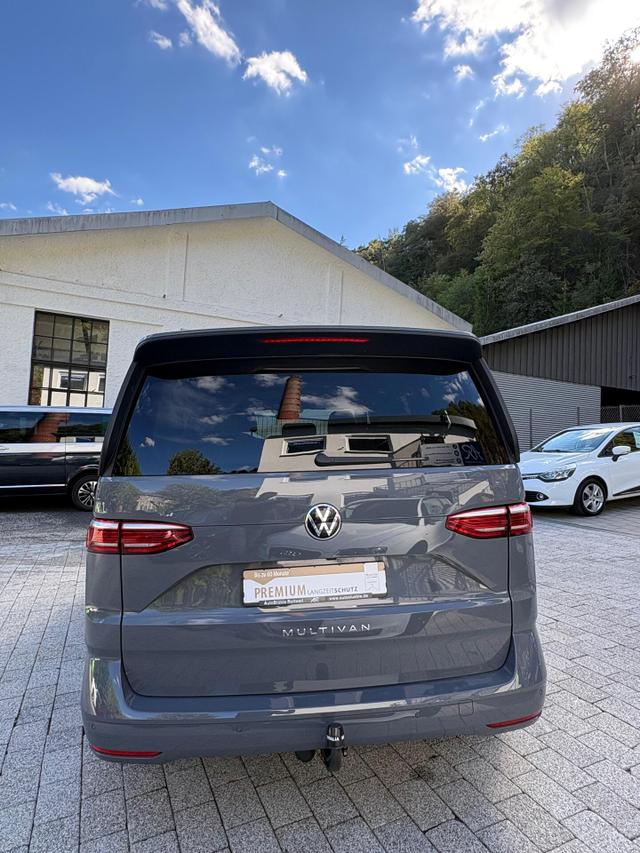 Volkswagen T7 Multivan 2.0 TDI KAMERA LED SITZHEIZUNG GRA 