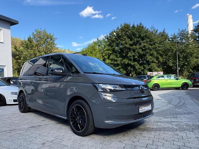 Volkswagen T7 Multivan 2.0 TDI KAMERA LED SITZHEIZUNG GRA 