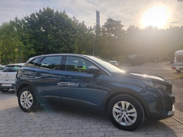 Peugeot 3008 1.5 BlueHDi 130 Active LED PDC KLIMA GRA 