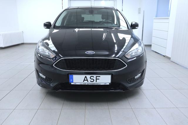 Ford Focus Turnier Titanium #Navi #Sport-P. #Winter-P. #KeyFree #Par-Assist. #CD 
