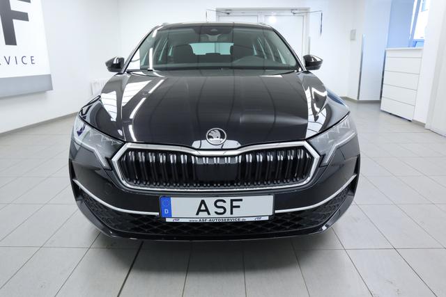 Skoda Octavia Combi Selection #AHK schw. #Navi #ACC #el. Heckklappe #Kamera #Keyless #Travel-Assist 