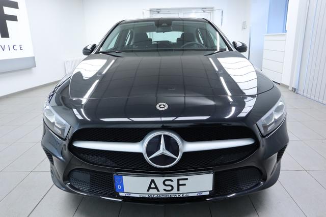 Mercedes-Benz A-Klasse A 250 #LED High Performance #Kamera #Schaltwippen #Sprachst. 