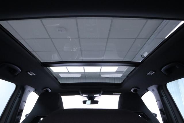 Skoda Karoq Sportline #Panorama AHK Matrix-LED-Scheinw. ACC Heckkl. el. virt Pedal 