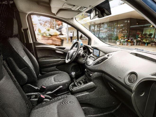 Ford Transit Courier Innenraum
