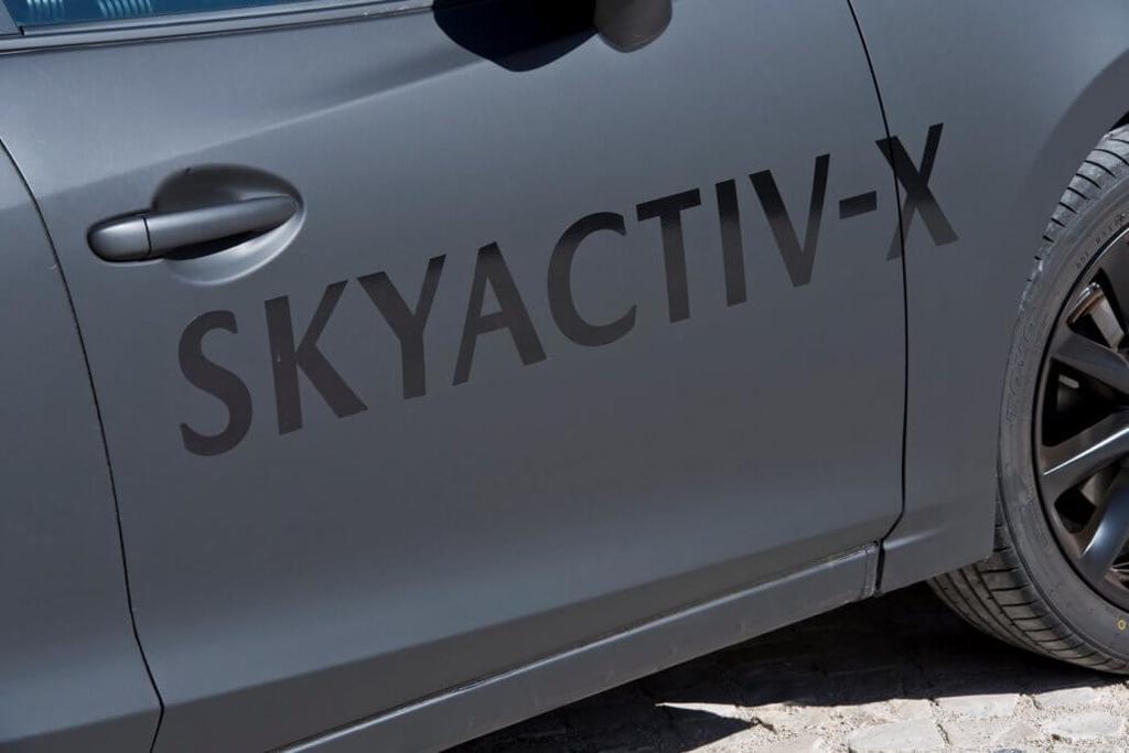 SKYACTIV-X 2018 in Porto