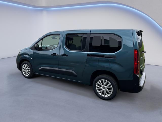 Fiat Dobl&ograve; Doblo 1.5 Diesel XL Automatik und mit 7 Sitzen 