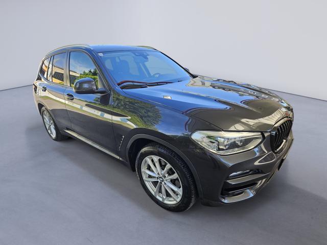 BMW X3 xDrive30d Advantage mit M Paket 