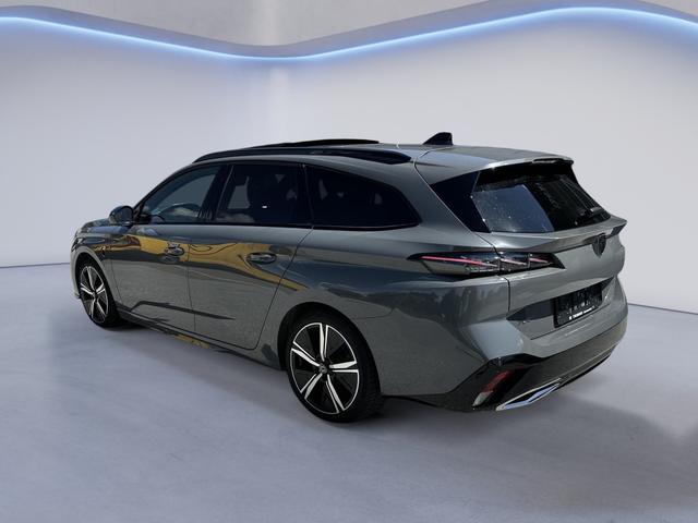 Peugeot 308 SW 1.2 Hybrid 145 GT mit voller Ausstattung 