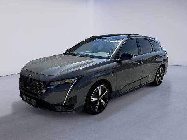 Peugeot 308 SW 1.2 Hybrid 145 GT mit voller Ausstattung 