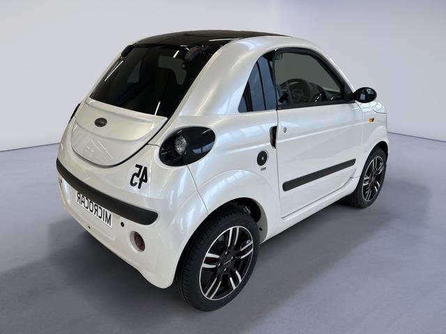Microcar / DUÈ / Weiß / / / Due 6 Must mit Rückfahrkamera