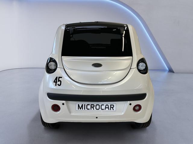Microcar / DUÈ / Weiß / / / Due 6 Must mit Rückfahrkamera