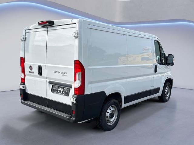 Fiat / Ducato / Weiß / / / Ducato 28 120 Multijet L1H1 mit Technopaket
