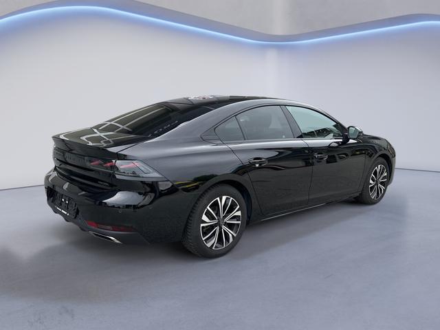 Peugeot / 508 / Schwarz / / / 508 1.5 BlueHDi 130 Allure Pack EAT8