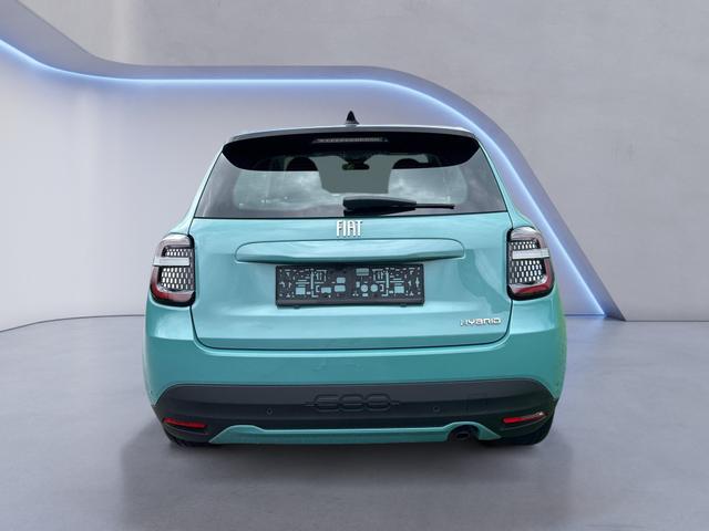 Fiat / 600 / Blau / / / 600 1.2 Mild-Hybrid Sonderedition 110 MHEV