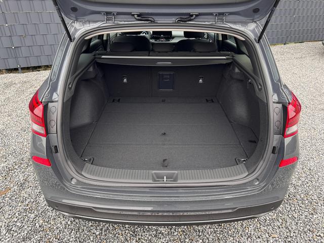Hyundai i30 Kombi Facelift 299€ Lieferung Deutschlandweit 