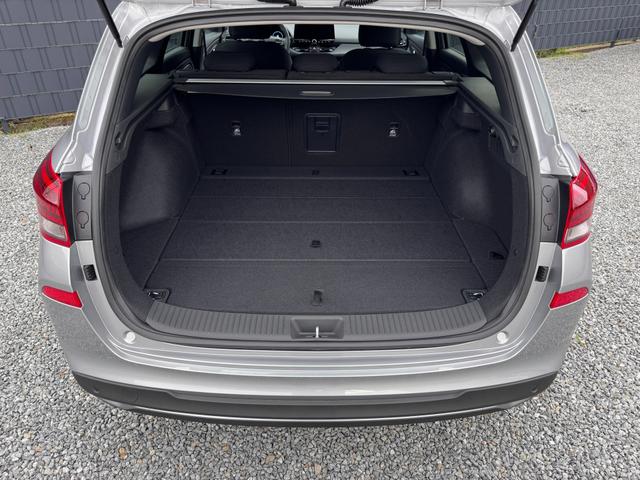 Hyundai i30 Kombi Facelift 299€ Lieferung Deutschlandweit Smart Paket 