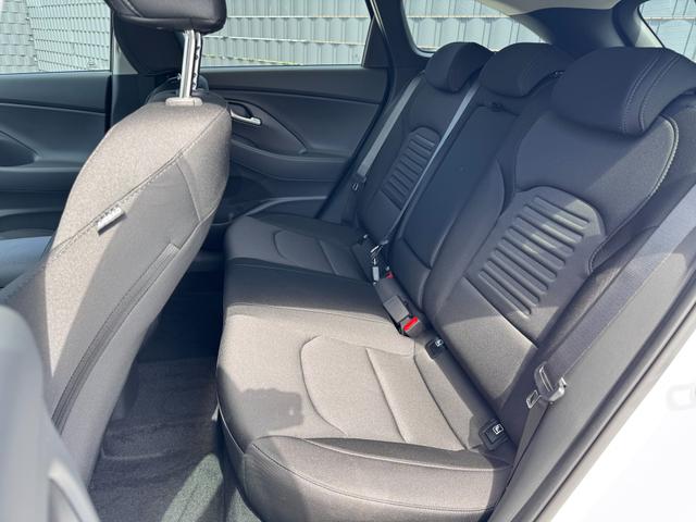 Hyundai i30 Kombi Facelift 299€ Lieferung Deutschlandweit 