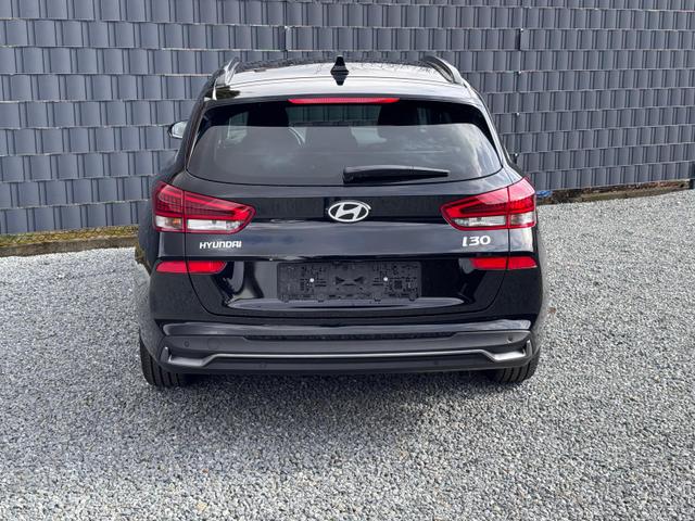 Hyundai i30 Kombi Family Automatik Smart Paket 