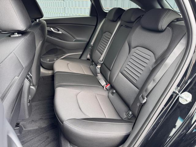 Hyundai i30 Kombi Family Automatik Smart Paket 