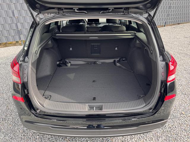 Hyundai i30 Kombi Family Automatik Smart Paket 