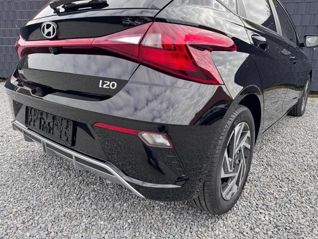 Hyundai i20 Family 