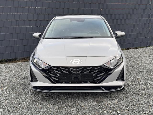 Hyundai i20 Family 