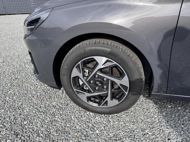 Hyundai i30 HB Family Automatik 