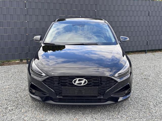 Hyundai i30 HB Family Automatik Smart Paket 