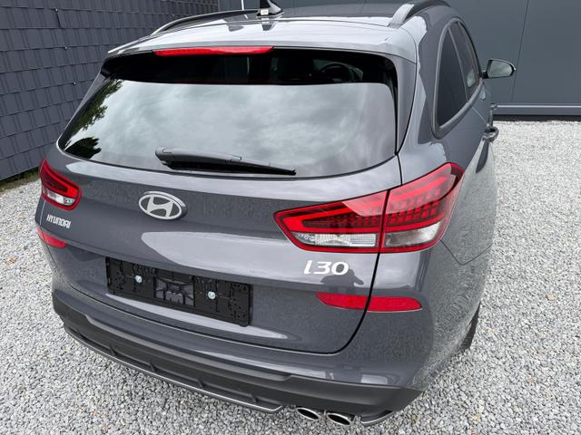 Hyundai i30 Kombi N-Line X 18" ACC Alcantara/Leder 