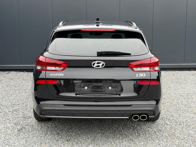 Hyundai i30 Kombi N-Line X 18" ACC Alcantara Leder 