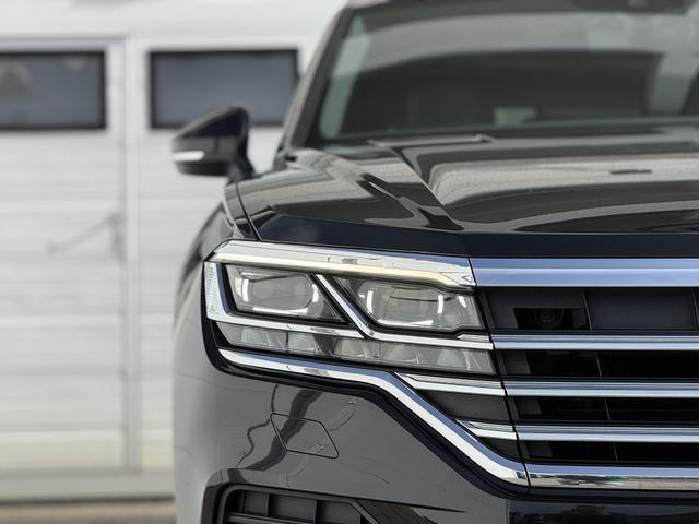 Volkswagen Touareg Basis 3.0 V6 TDI Innovision Cockpit+RFK+HUD uvm! 