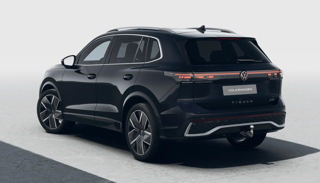 Volkswagen Tiguan R-Line 1.5 eTSI DSG AHK+PANO+EasyOpen uvm! 