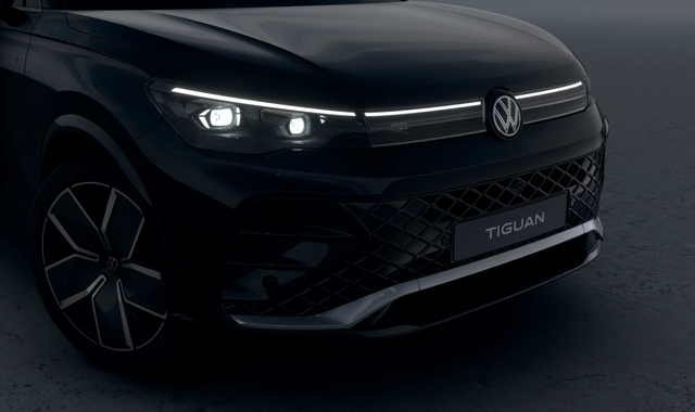 Volkswagen Tiguan R-Line 1.5 eTSI DSG AHK+PANO+EasyOpen uvm! 