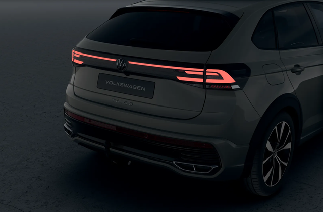 Volkswagen Taigo R-Line 1.5 TSI DSG PANO+AHK+RFK -31% !!! 