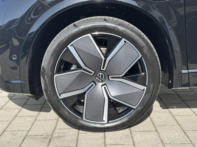 Volkswagen Tiguan R-Line 1.5 eHybrid PANO+HUD+AHK+EasyOpen! 